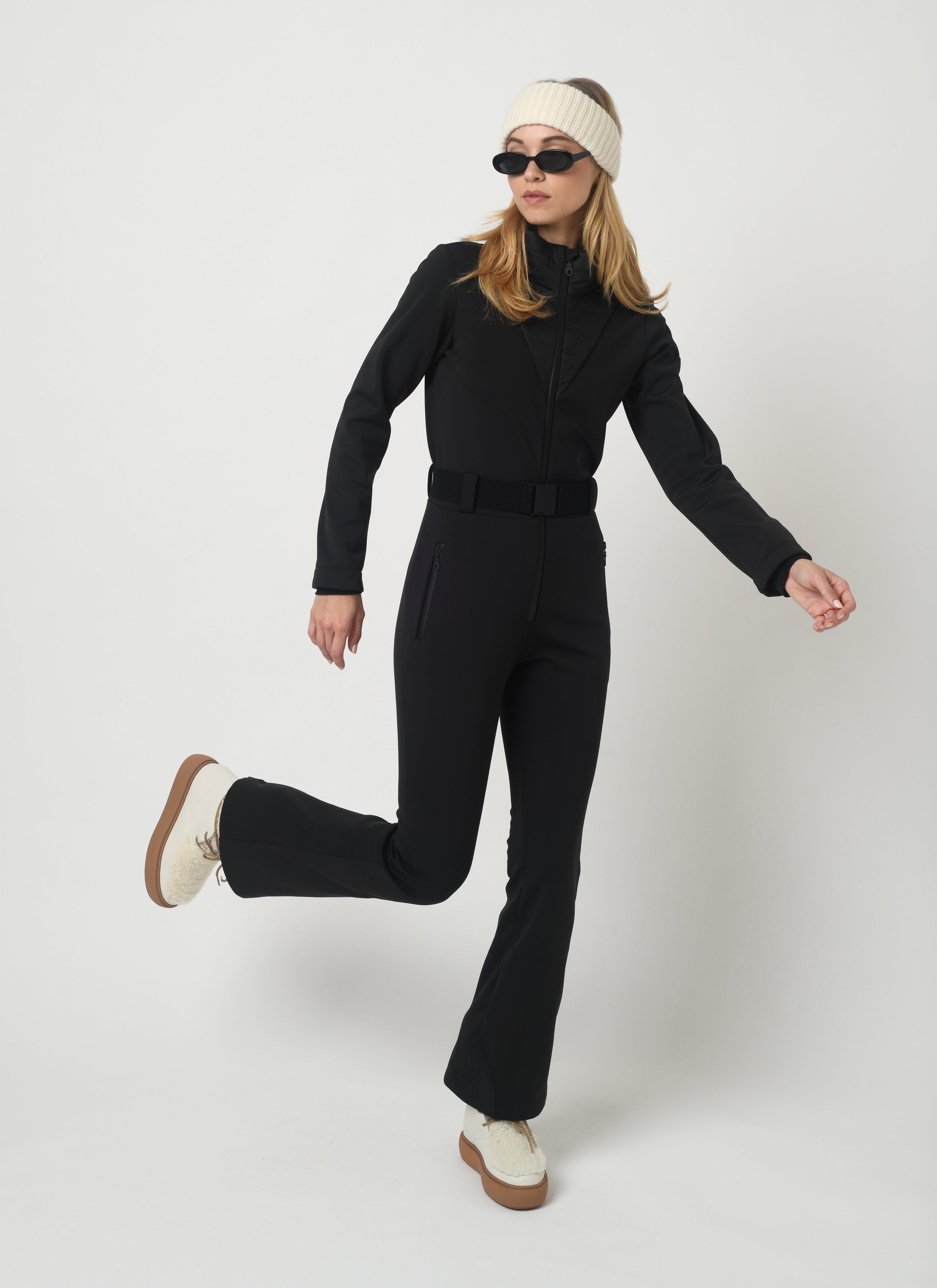 Lottie Suit in Black