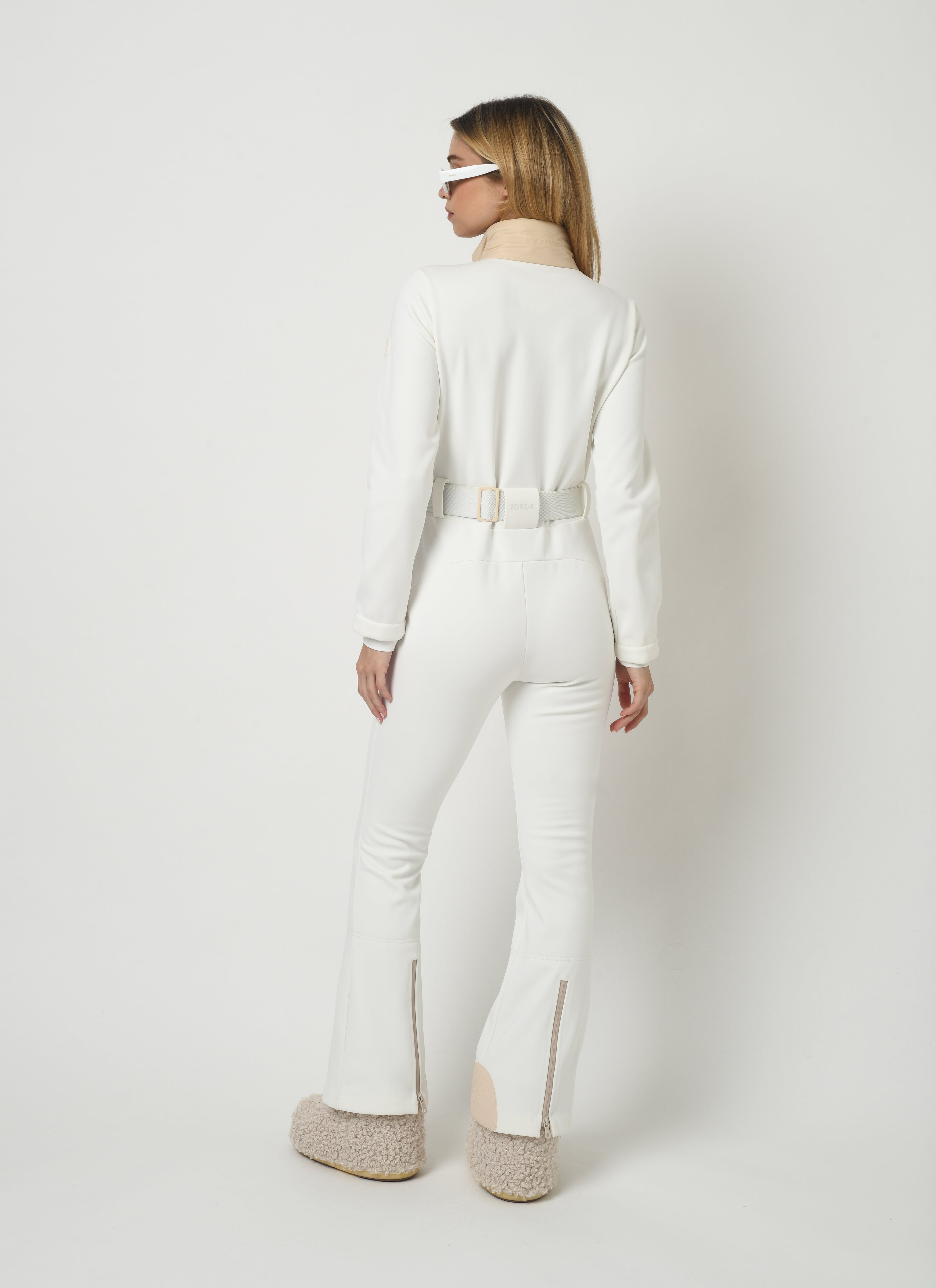 Lottie Suit in Ivory